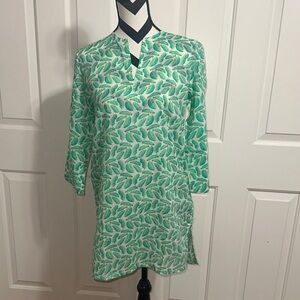 CHARLESTON SHOE CO. Green Leaf Print Tunic Top